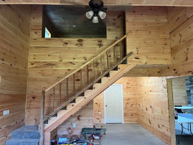 2748 Damron Creek Road, Russell Springs, KY 42642