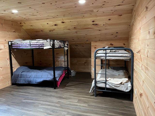 2748 Damron Creek Road, Russell Springs, KY 42642