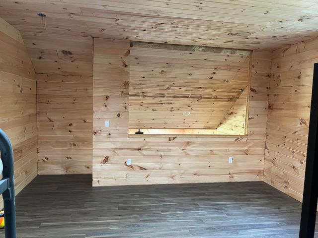 2748 Damron Creek Road, Russell Springs, KY 42642