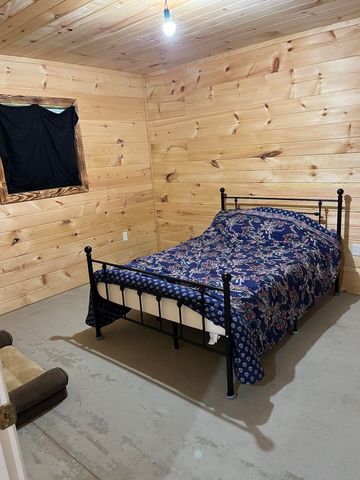 2748 Damron Creek Road, Russell Springs, KY 42642