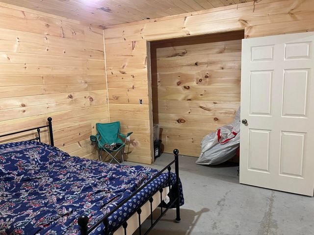 2748 Damron Creek Road, Russell Springs, KY 42642