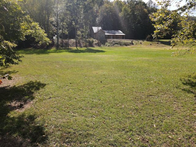 2748 Damron Creek Road, Russell Springs, KY 42642