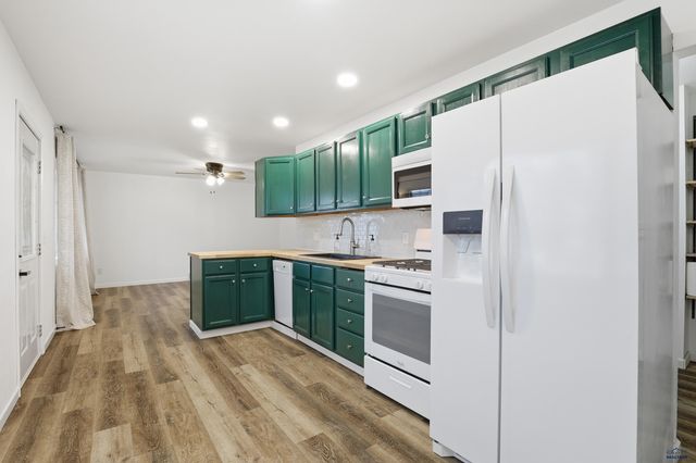 513 E WATERLOO, Rapid City, SD 57701