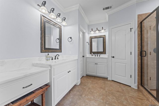 40408 Pelican Point Pkwy, Gonzales, LA 70737
