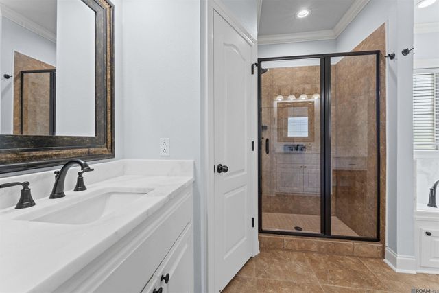 40408 Pelican Point Pkwy, Gonzales, LA 70737