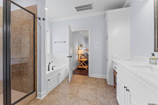 40408 Pelican Point Pkwy, Gonzales, LA 70737