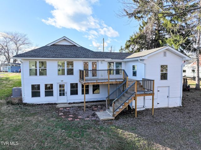 129 Ridgeway Avenue, Church Hill, TN 37642