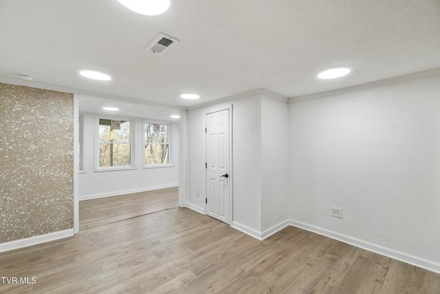 129 Ridgeway Avenue, Church Hill, TN 37642