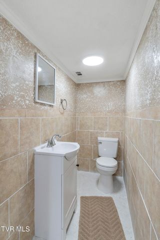 129 Ridgeway Avenue, Church Hill, TN 37642