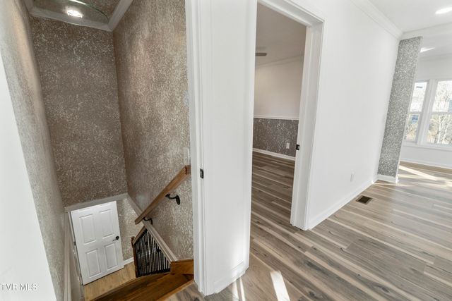 129 Ridgeway Avenue, Church Hill, TN 37642