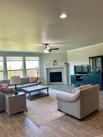 7103 McPherson Ln, Midland, TX 79706