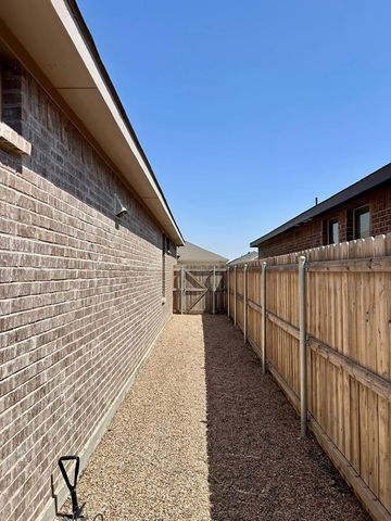 7103 McPherson Ln, Midland, TX 79706