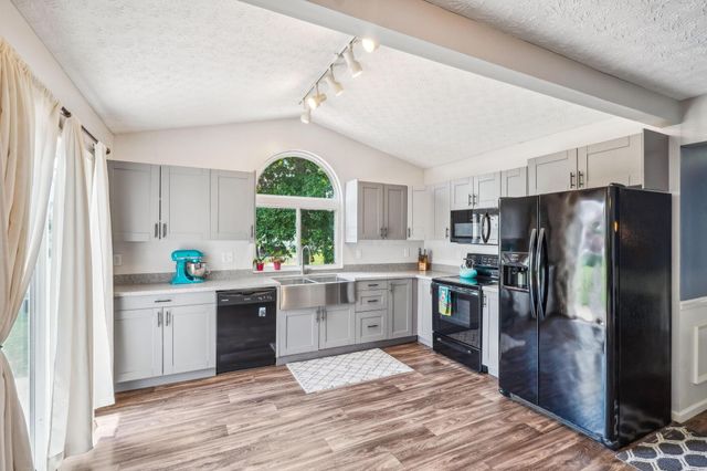 129 Springer Woods Boulevard, Delaware, OH 43015
