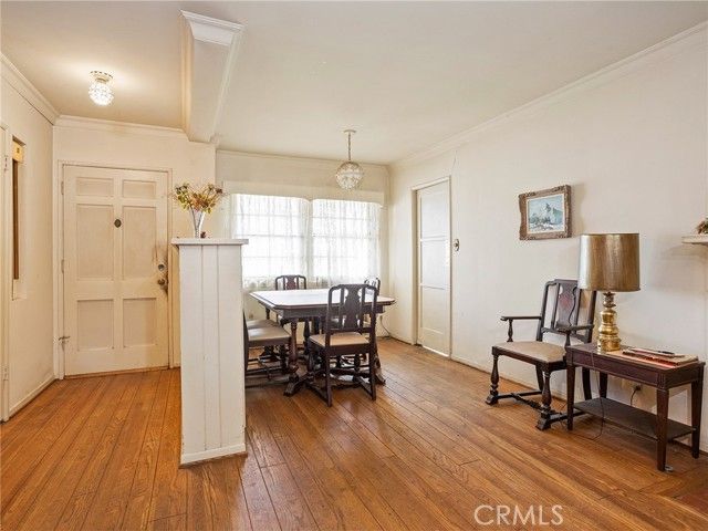 13607 Huston Street, Sherman Oaks, CA 91423