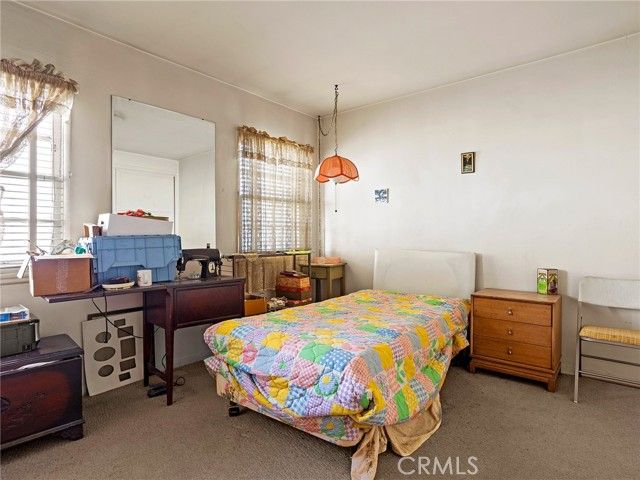 13607 Huston Street, Sherman Oaks, CA 91423