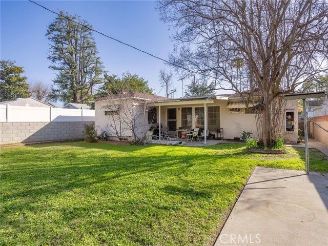 13607 Huston Street, Sherman Oaks, CA 91423
