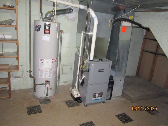 21181 Gordon Road, St Clair Shores, MI 48081