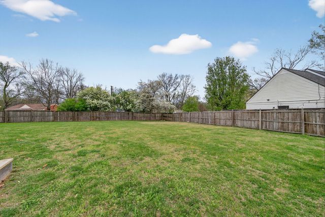 901 Vantrease Rd, Madison, TN 37115