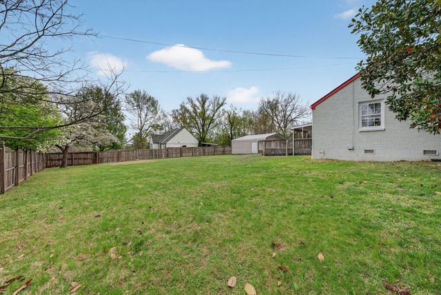 901 Vantrease Rd, Madison, TN 37115