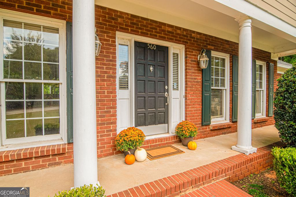 560 Saddle Crest Drive, Roswell, GA 30075 — photo 5