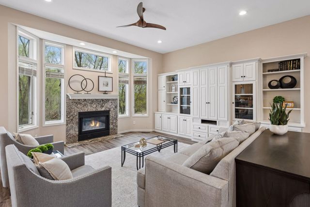 8261 Yuma Way N, Maple Grove, MN 55311