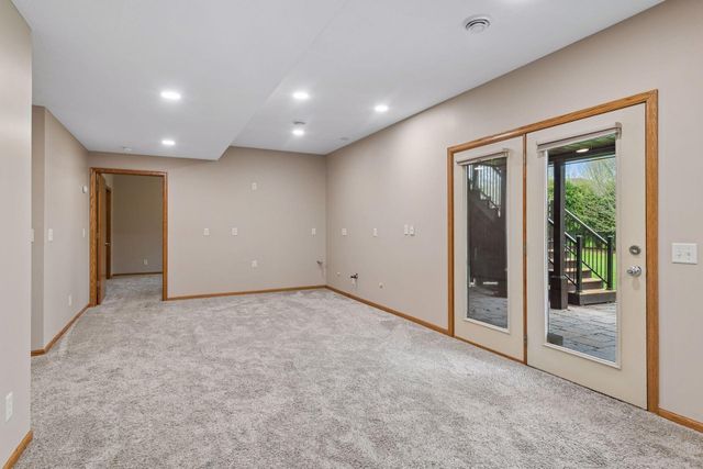 8261 Yuma Way N, Maple Grove, MN 55311