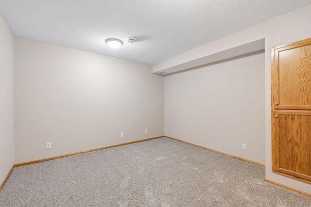 8261 Yuma Way N, Maple Grove, MN 55311