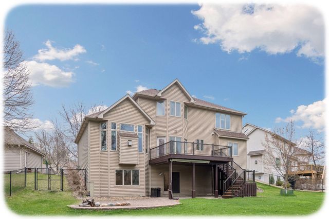 8261 Yuma Way N, Maple Grove, MN 55311
