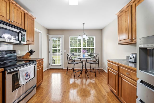 155 Brightstar Ct, Gallatin, TN 37066