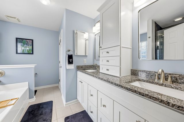 155 Brightstar Ct, Gallatin, TN 37066