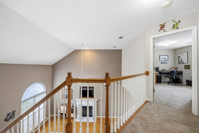 155 Brightstar Ct, Gallatin, TN 37066