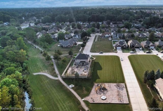 33228 Nicola, Fraser, MI 48026