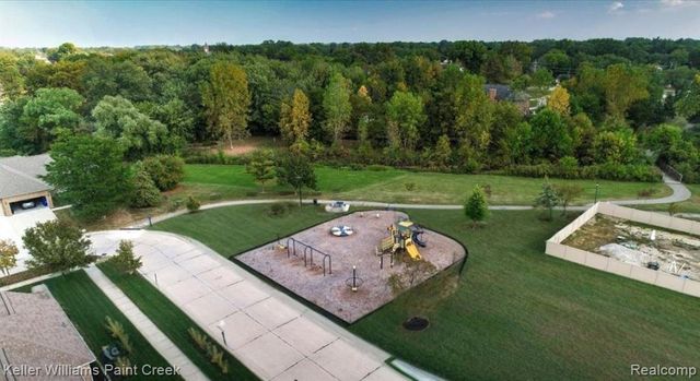 33228 Nicola, Fraser, MI 48026