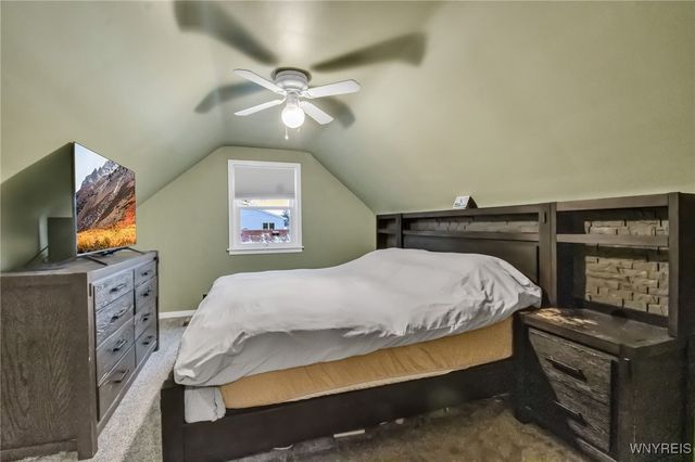 27 South Irwinwood Road, Lancaster, NY 14086