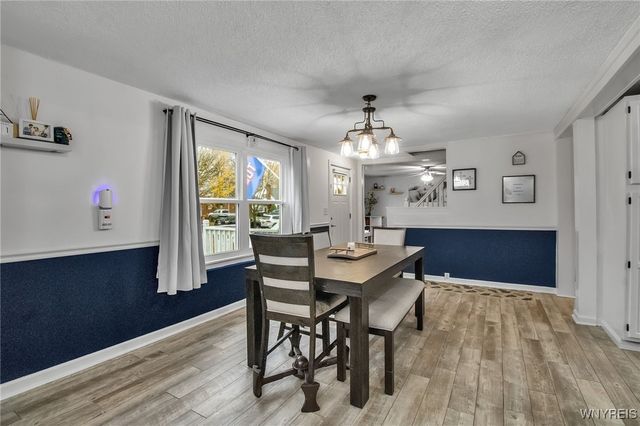 27 South Irwinwood Road, Lancaster, NY 14086