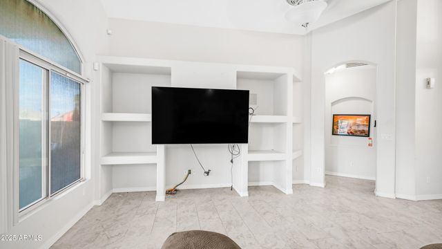 4448 E REDWOOD Lane, Phoenix, AZ 85048