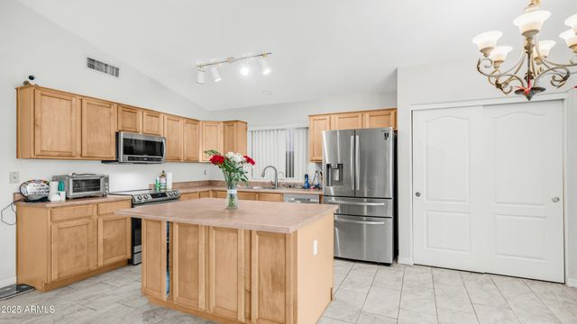 4448 E REDWOOD Lane, Phoenix, AZ 85048