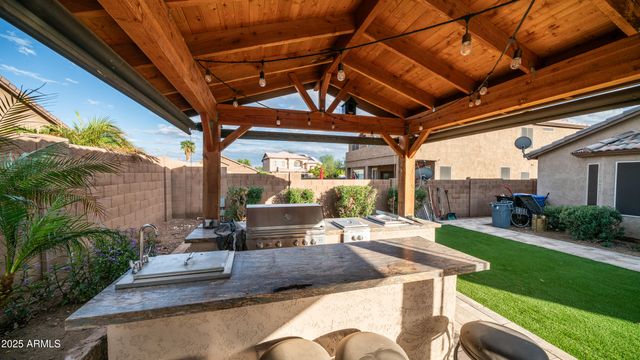 4448 E REDWOOD Lane, Phoenix, AZ 85048