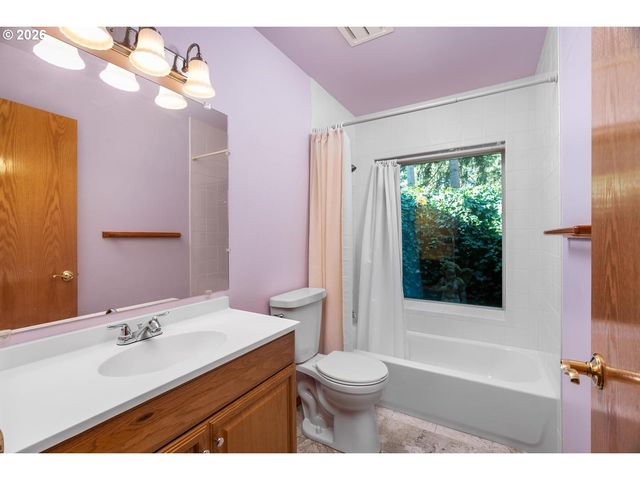 10826 Se 102ND Ave, Happy Valley, OR 97086