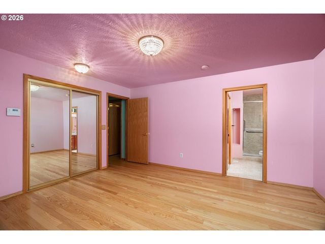 10826 Se 102ND Ave, Happy Valley, OR 97086