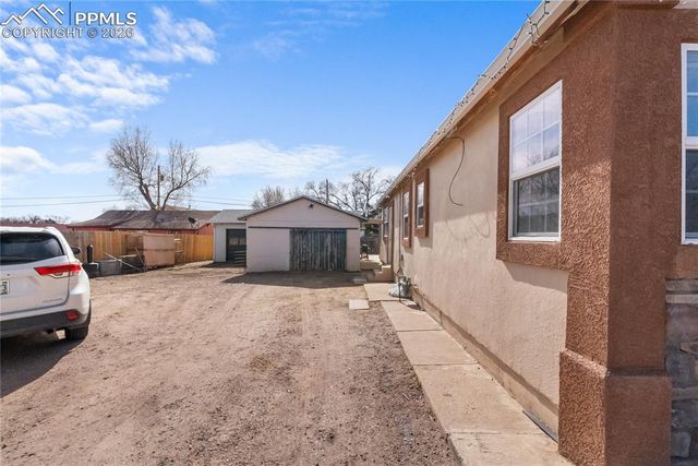 2034 E 11th Street, Pueblo, CO 81001