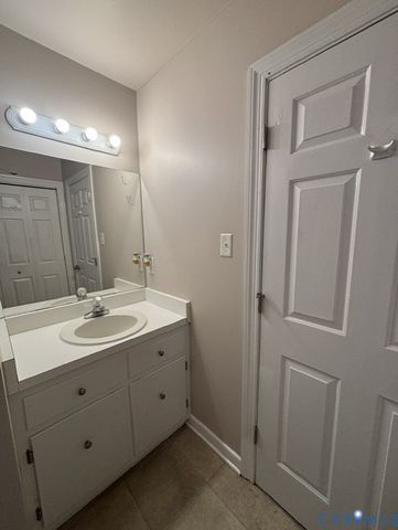 10612 Ridgerun Rd, Midlothian, VA 23832