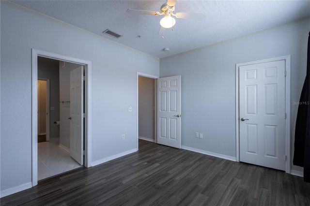 18001 RICHMOND PLACE DRIVE 427, Tampa, FL 33647