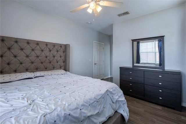 18001 RICHMOND PLACE DRIVE 427, Tampa, FL 33647