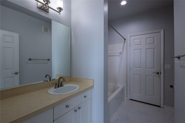 18001 RICHMOND PLACE DRIVE 427, Tampa, FL 33647