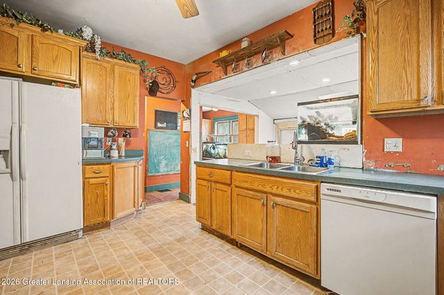 216 S River Street, Eaton Rapids, MI 48827