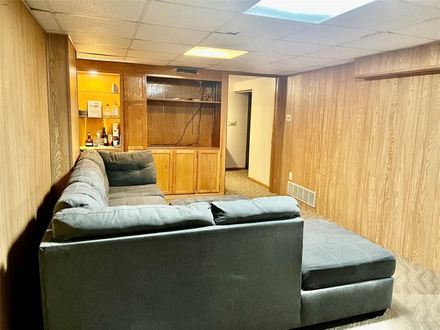 2625 Westover Boulevard, Des Moines, IA 50322