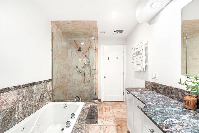 518 Newton St, Brookline, MA 02467