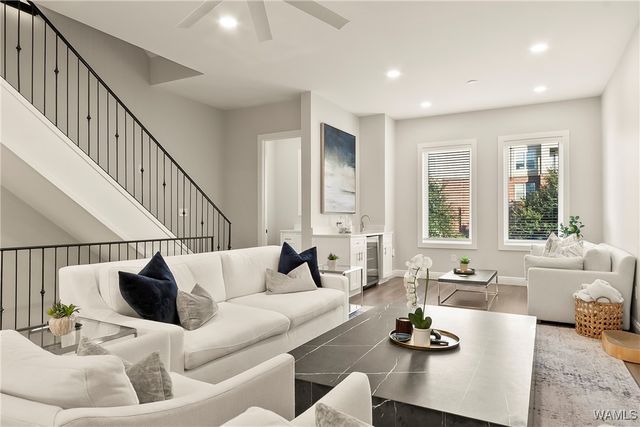 1708 12th, Tuscaloosa, AL 35401