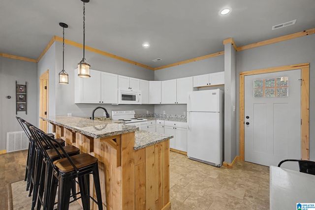 2939 COUNTY ROAD 950, Crane Hill, AL 35053